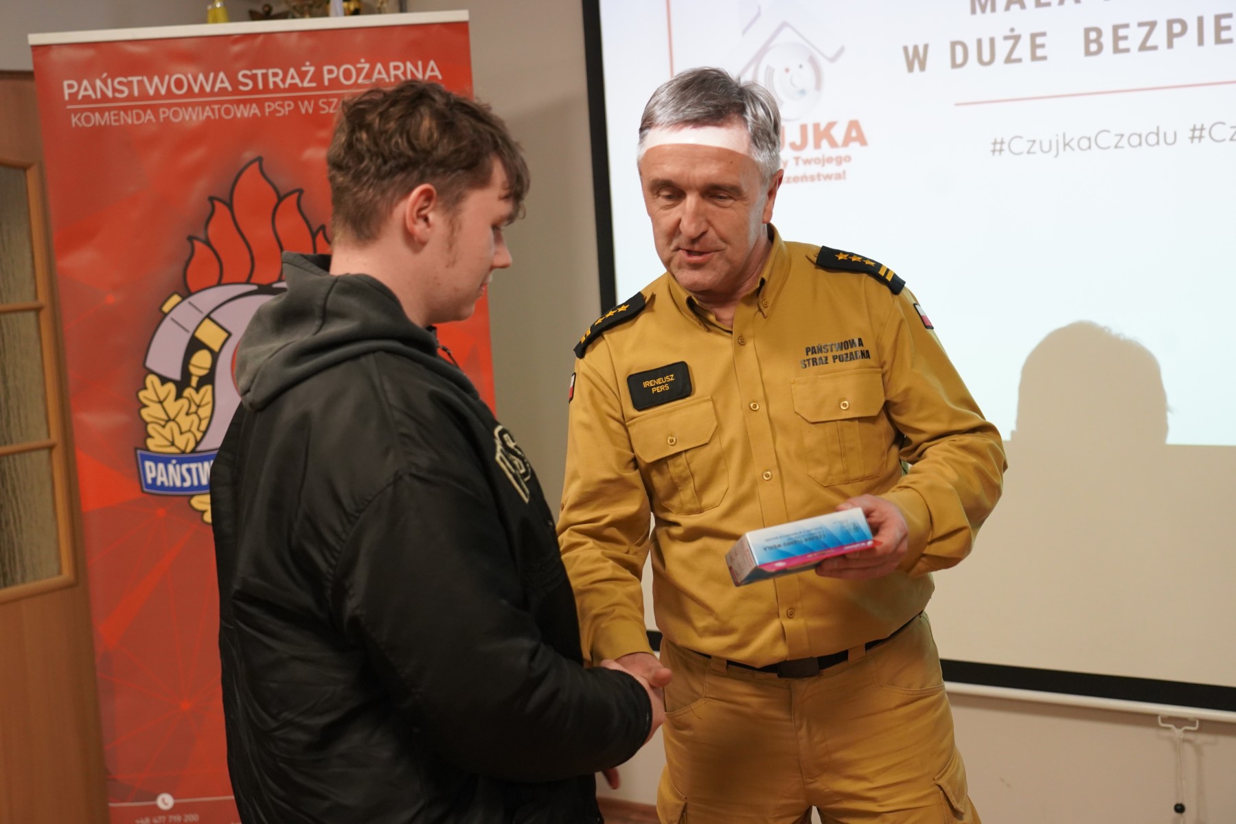 6660ffdf-6d99-446d-9b9f-a6e17f185756