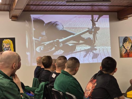 0 0 1600 1200 resize 7023875623452046c63d9870c9403b5562e32542