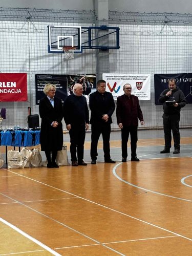 att Aa 3uxENGxPV8LqC8fFJnDvWjFJ9i0kO 2VZQzDOLfQ