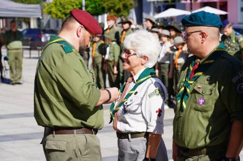 harcerze-rynek-szamotuly-2025-0005