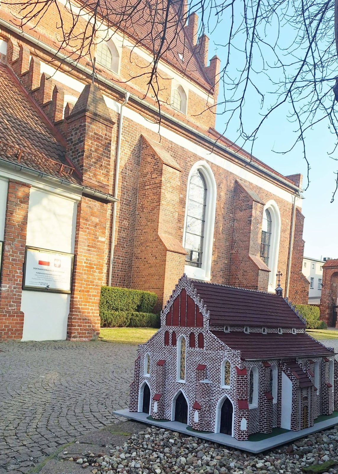 649108225 900438099539296 7973765615586415927 n