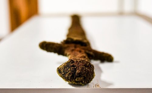 sredniowieczny-miecz-Wronki-0003