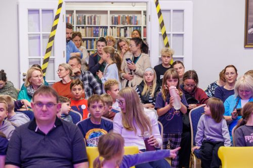 noc-bibliotek-2026-093