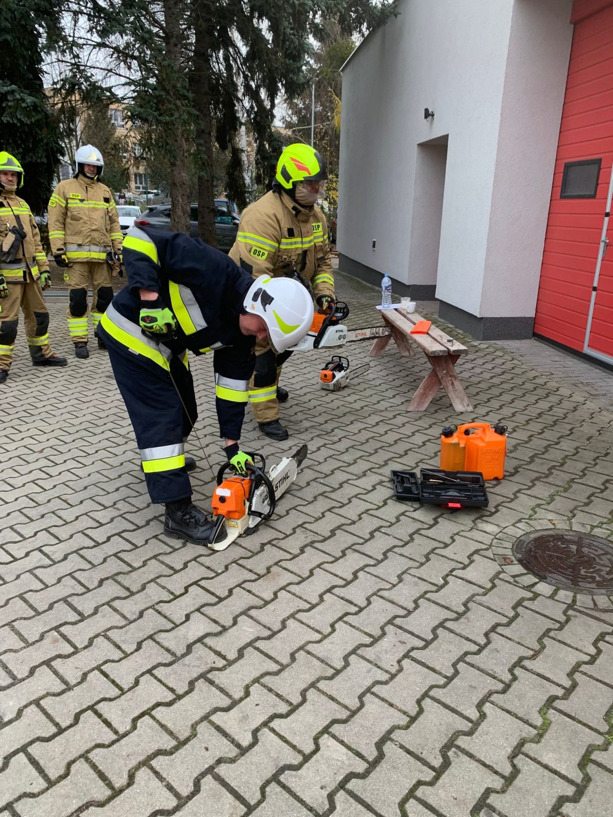 07f96f13-b4b6-4cd3-be68-06d1b5458e8b