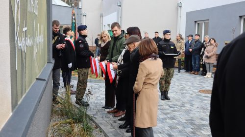 odsloniecie-muralu-Wronki-0008