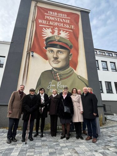 odsloniecie-muralu-Wronki-0015