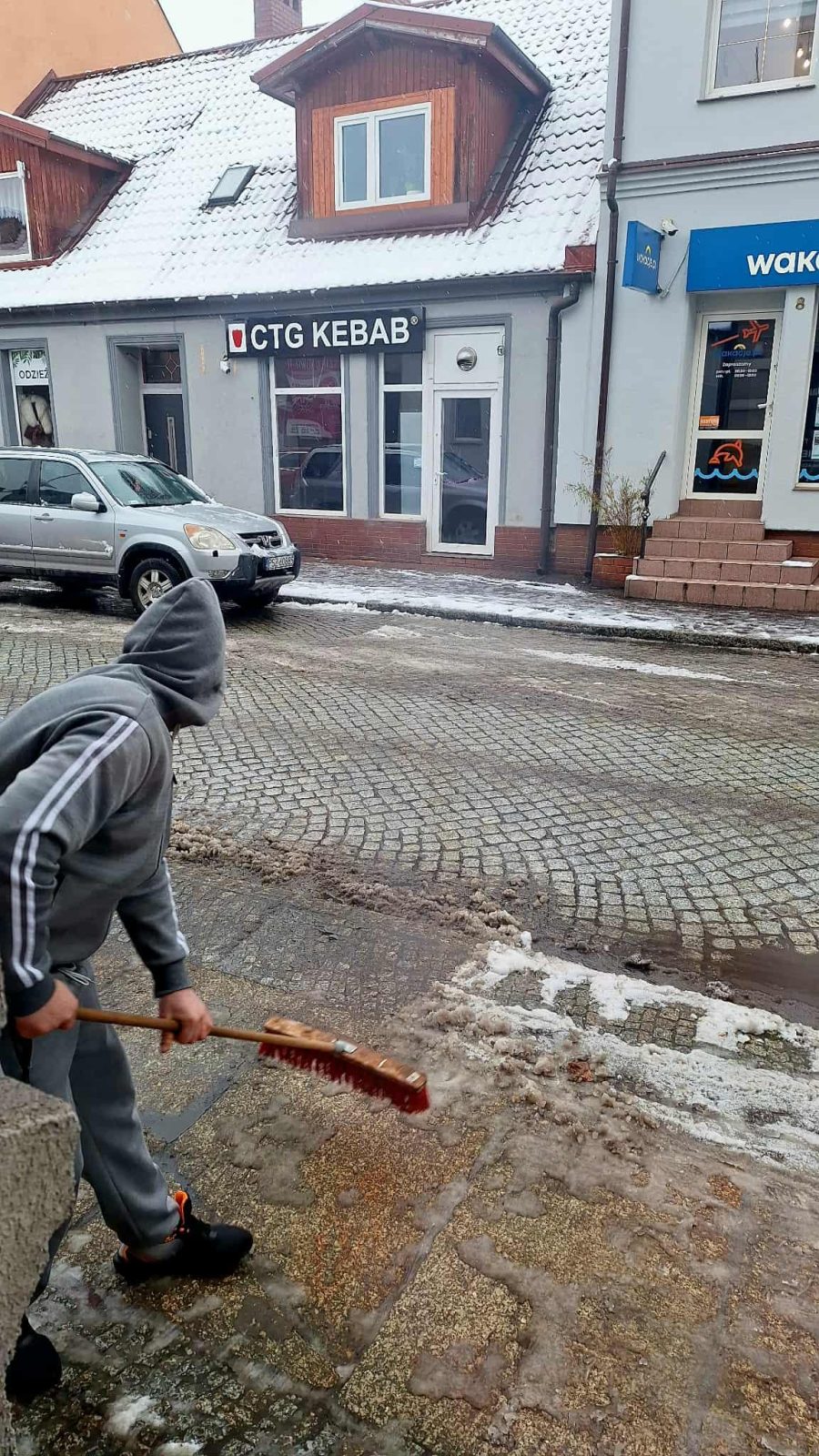 0 0 1152 2047 resize 496a941428624d4f2217432d881f78eba762f22f