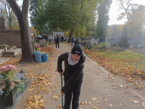 porzadki-na-cmentarzu-2025-0008