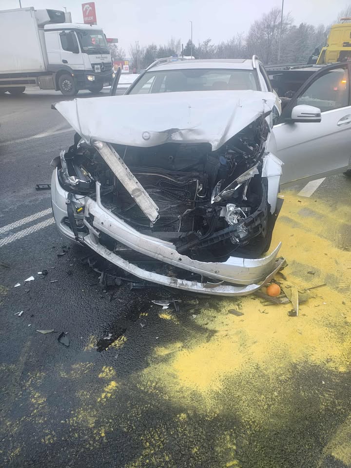 619202268 926451416573304 8377785511717178295 n