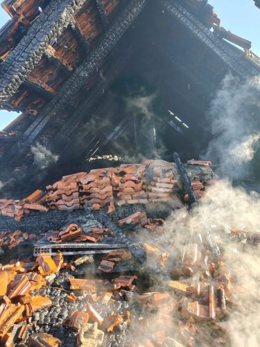 1812c4a1-c591-400f-921a-1bcf7e92b462