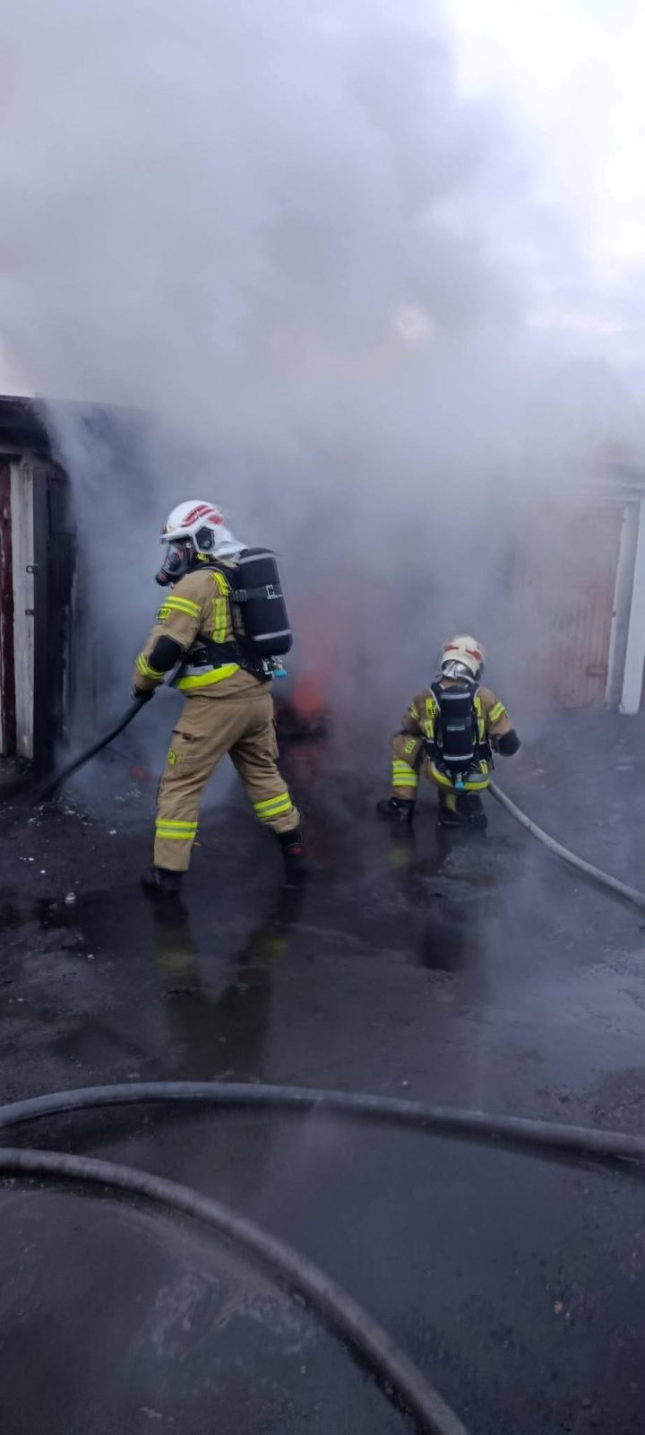 pozar-garazu-wronki-luty-2026-0005