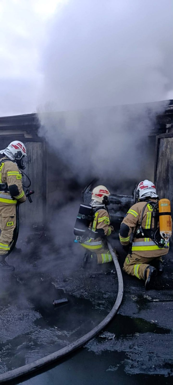 pozar-garazu-wronki-luty-2026-0009