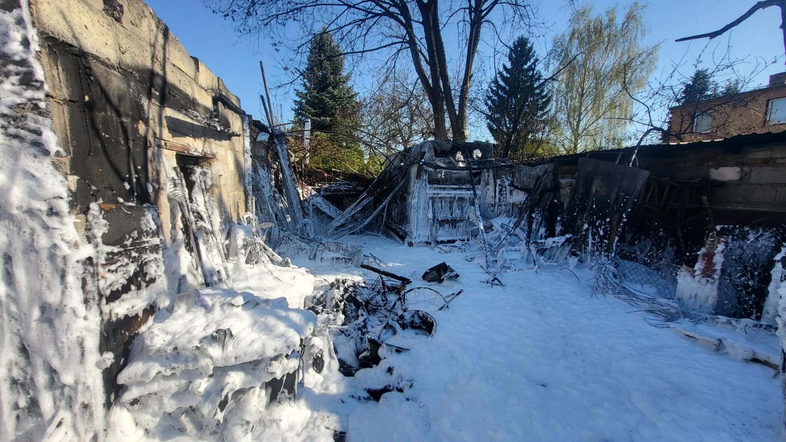 9ddf4c47-e376-4b9a-b6aa-a343c2817a42