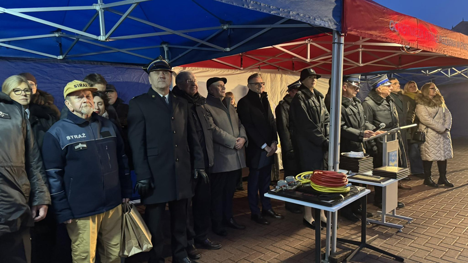 przekazanie-wozow-Pniewy-2026-0002