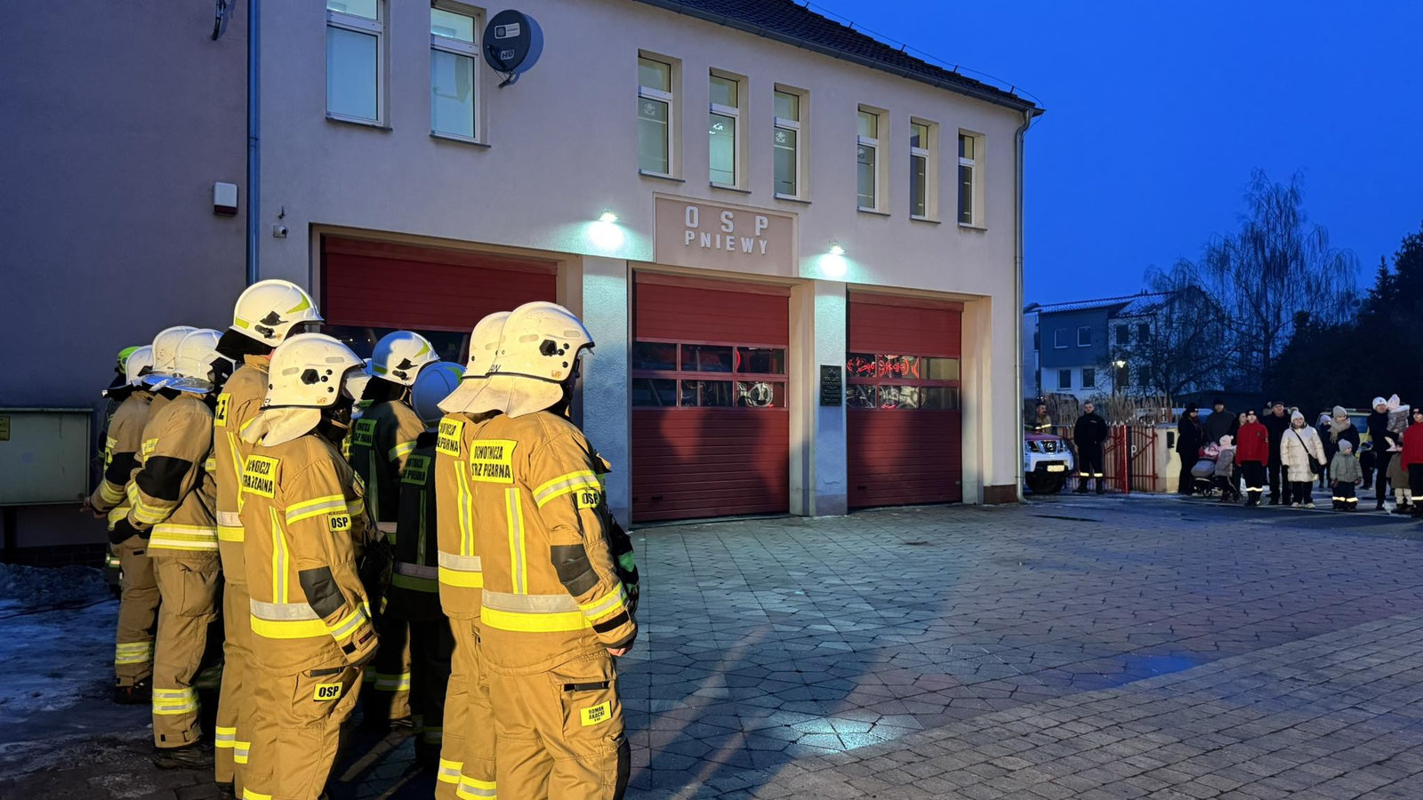 przekazanie-wozow-Pniewy-2026-0006