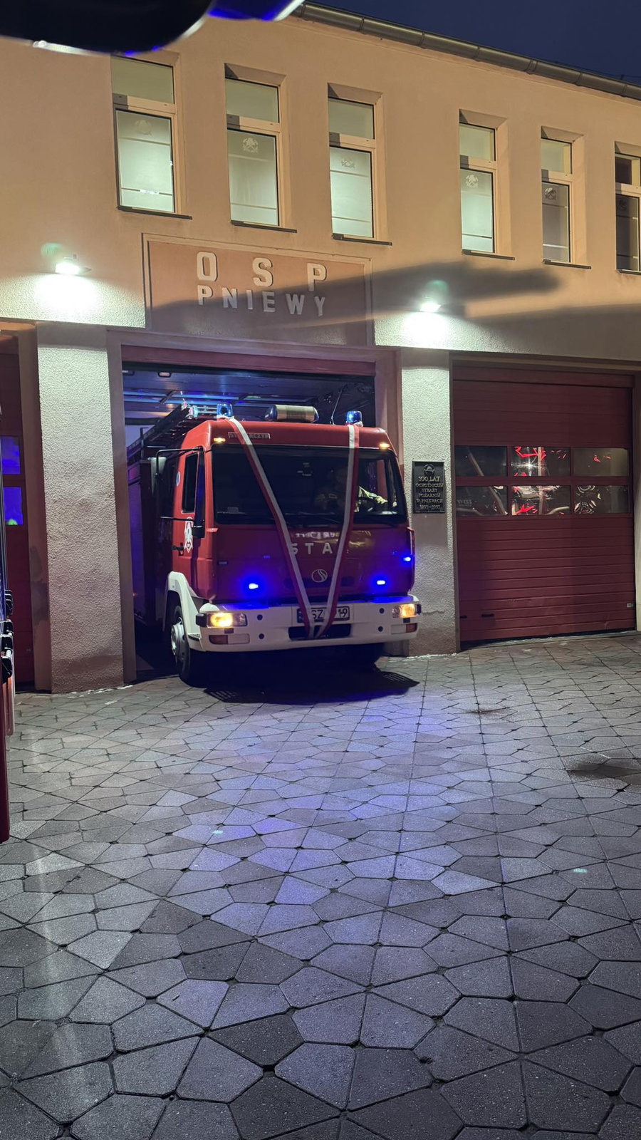 przekazanie-wozow-Pniewy-2026-0017