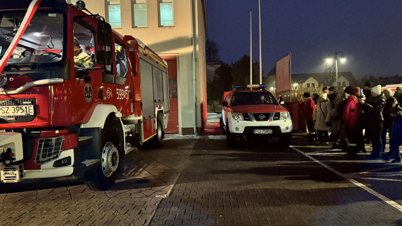 przekazanie-wozow-Pniewy-2026-0028