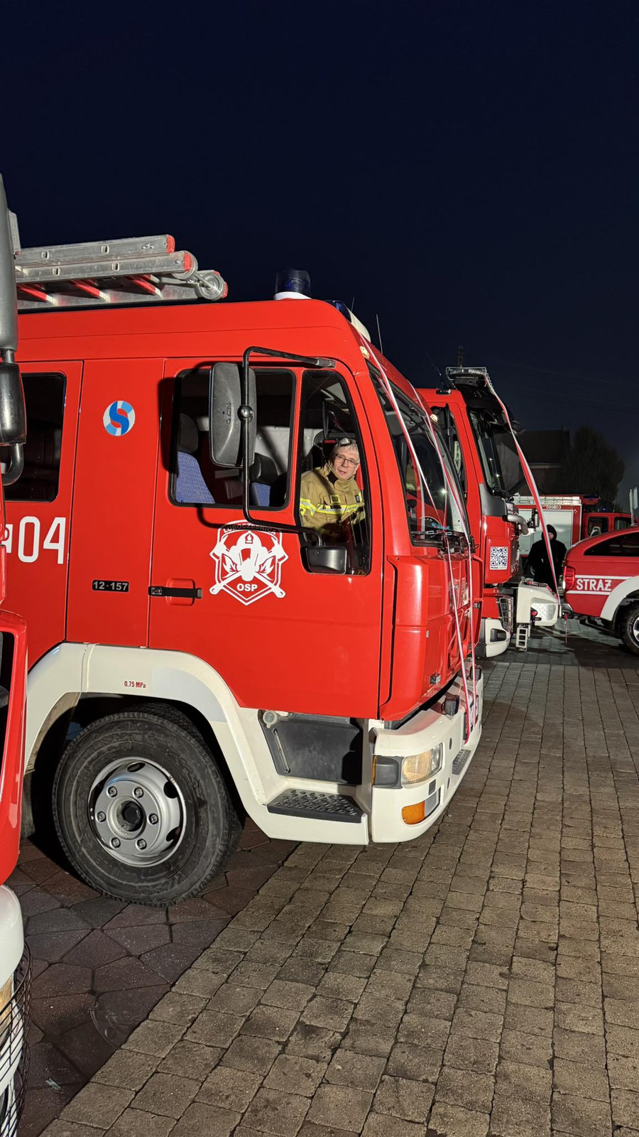 przekazanie-wozow-Pniewy-2026-0040