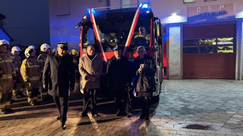 przekazanie-wozow-Pniewy-2026-0012