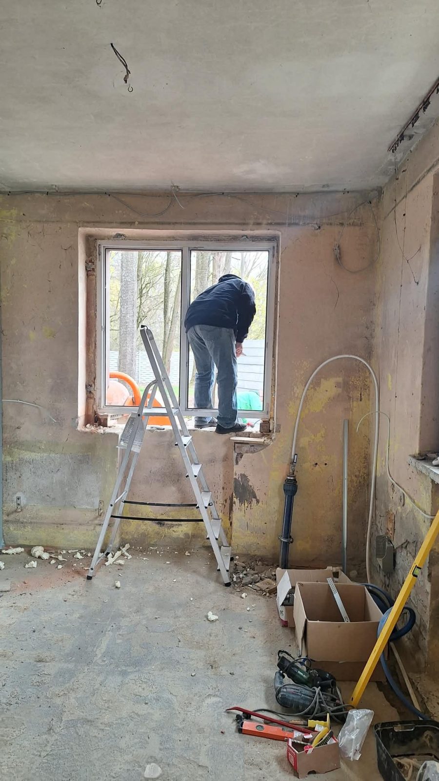 0 0 1152 2048 resize 7b43ded1c1e09d72a8d5df459bbabea1e88e5685