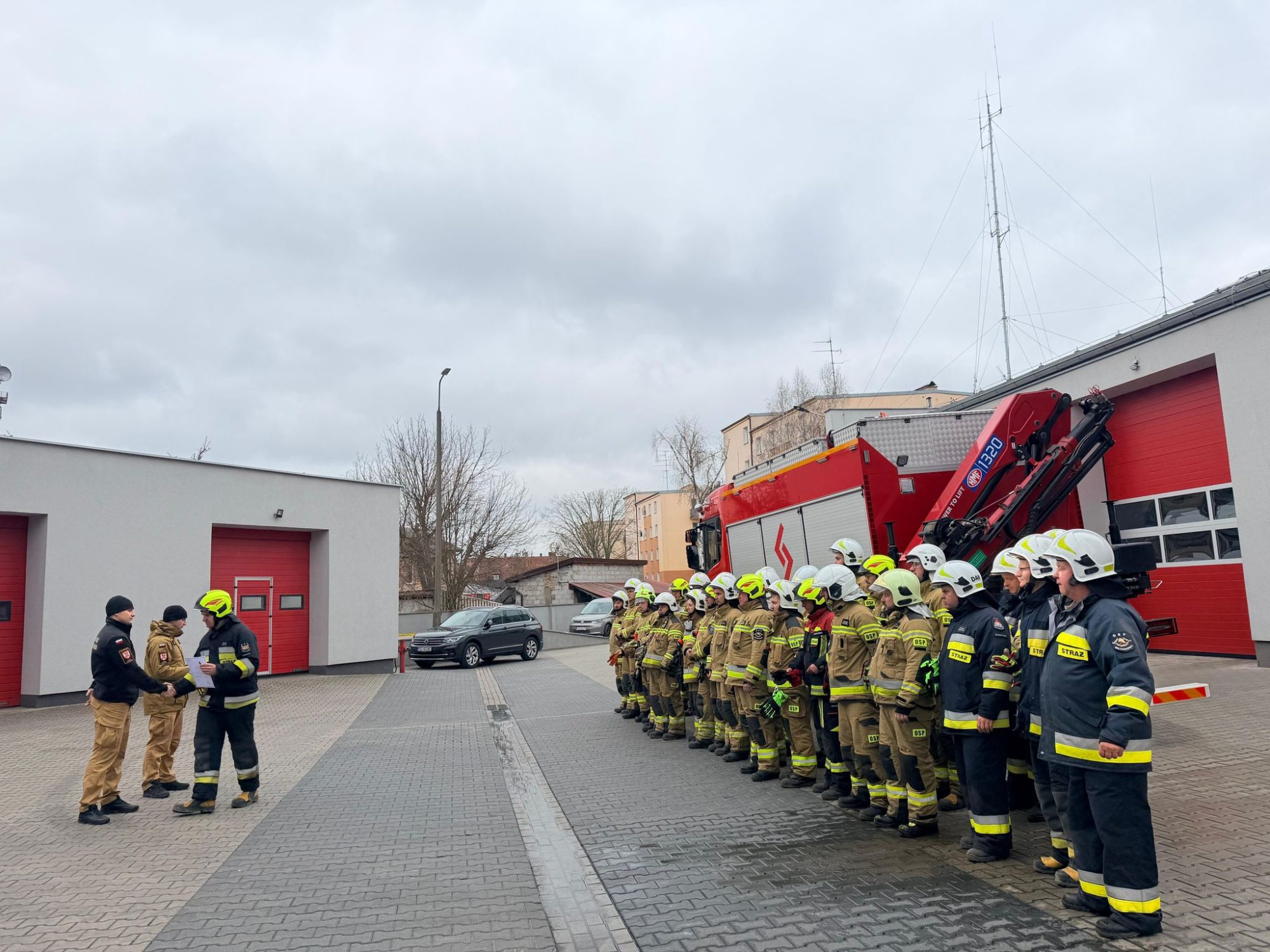 b7bce7c7-5a8c-4efc-ad33-1aefadf60dba