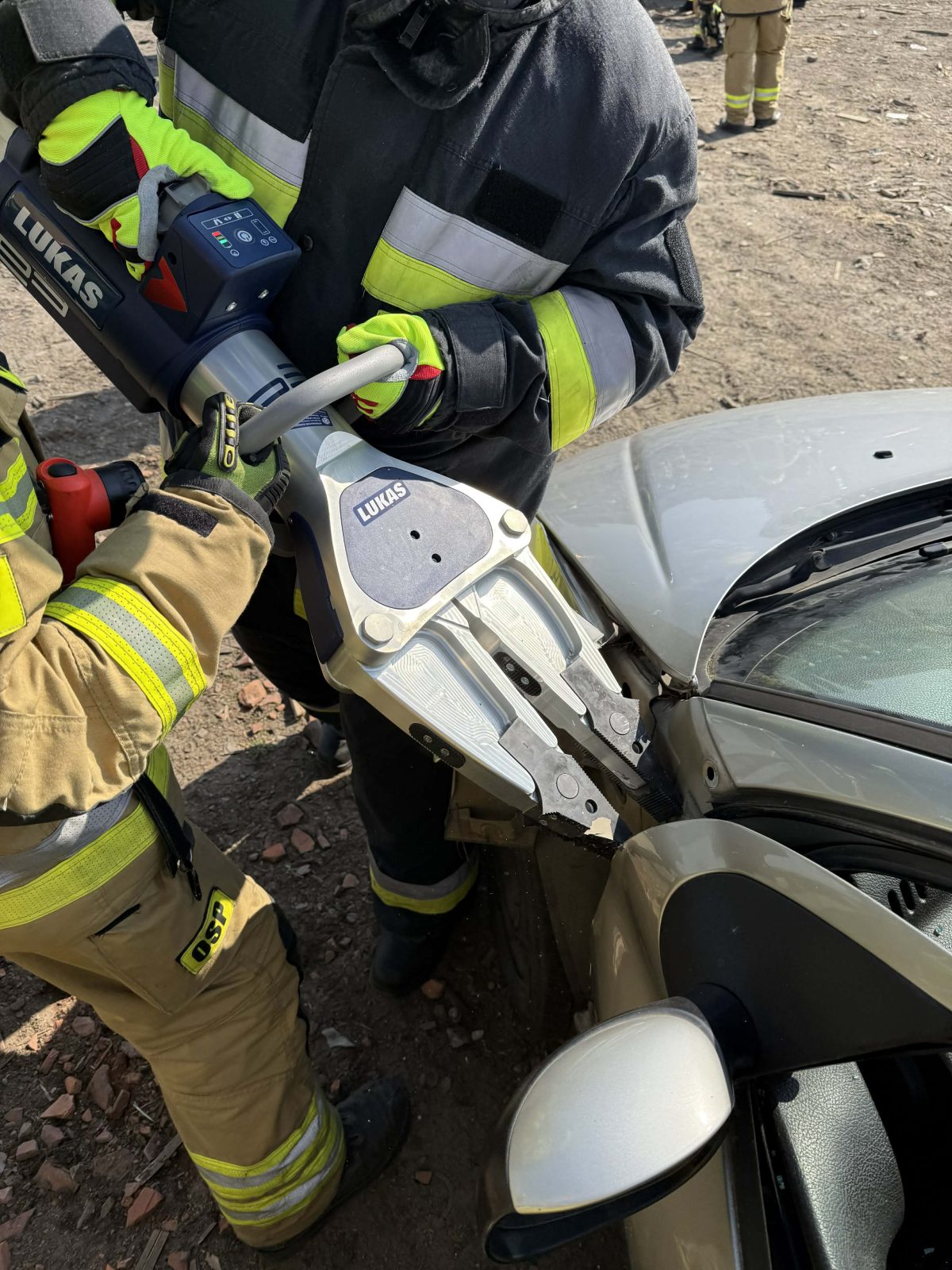 df20b9bf-f8e8-4a2d-acfe-d1751347b7e3