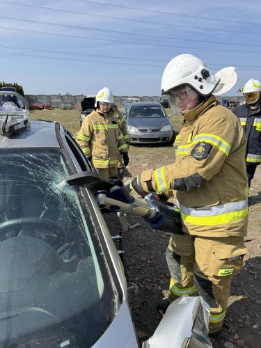 a80333bb-0efb-496e-ab14-b38250572d0d