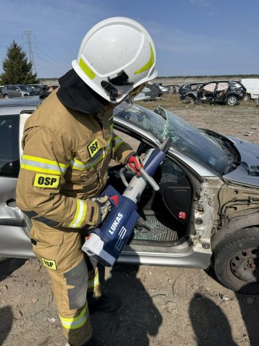 d14f27e1-b4eb-48ab-8d12-12850a0dcb5b