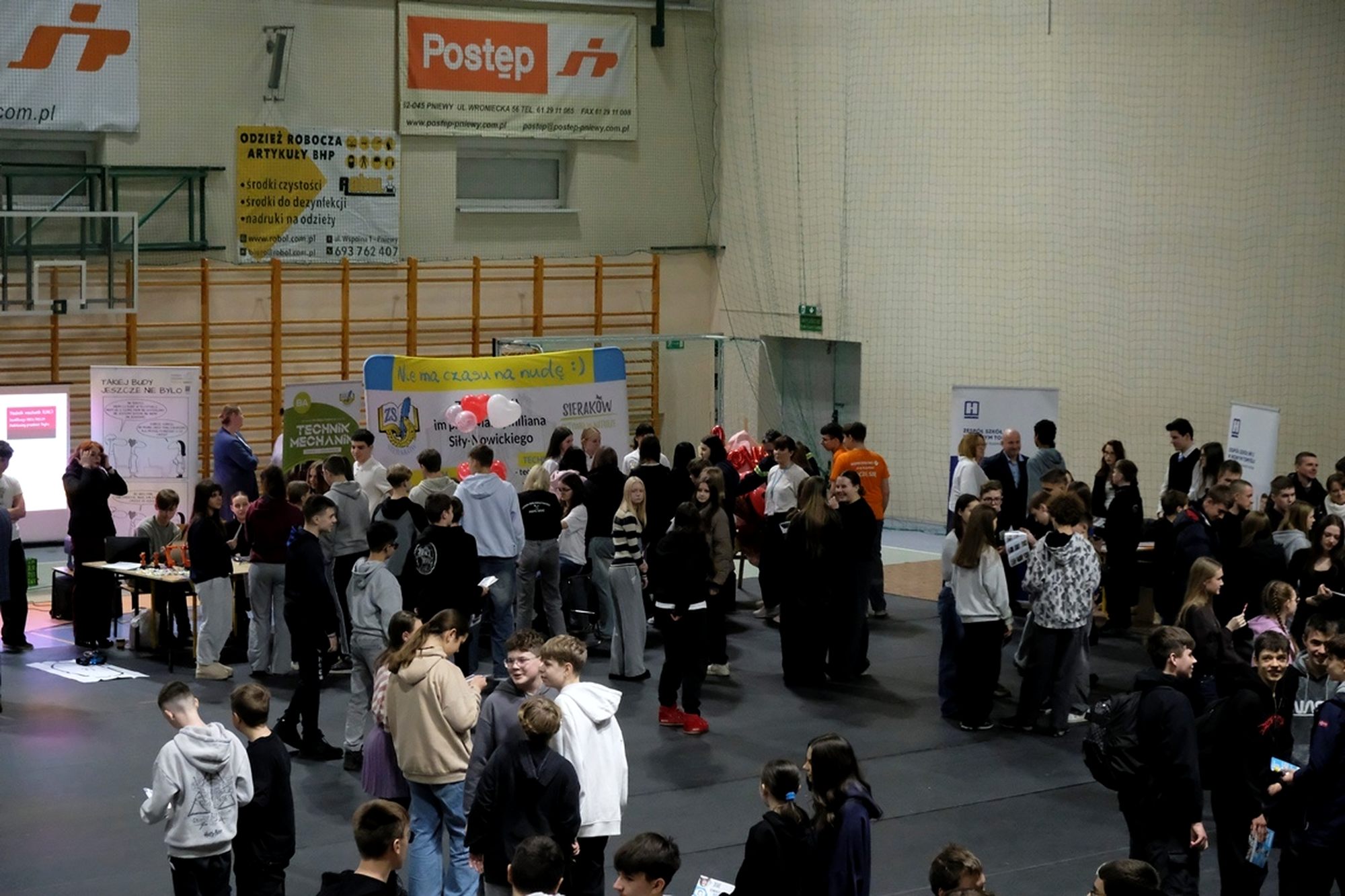 Targi-edukacji-Pniewy-2026-0029