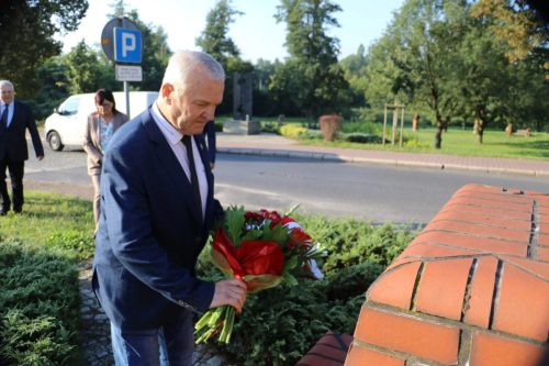 upamietnienie-II-wojna-Szamotuly-20250002