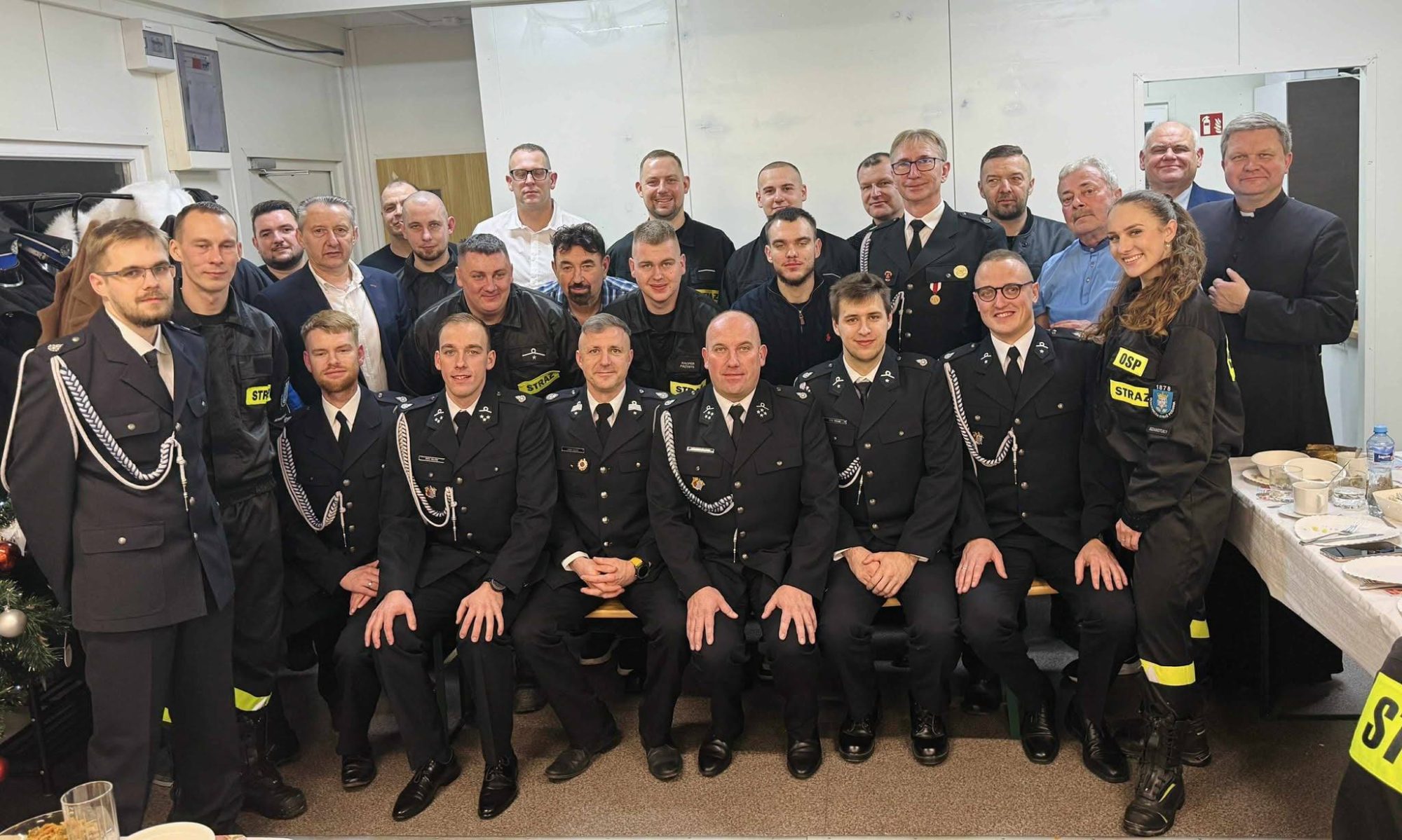 602463098 1394847362426188 737786683176236274 n